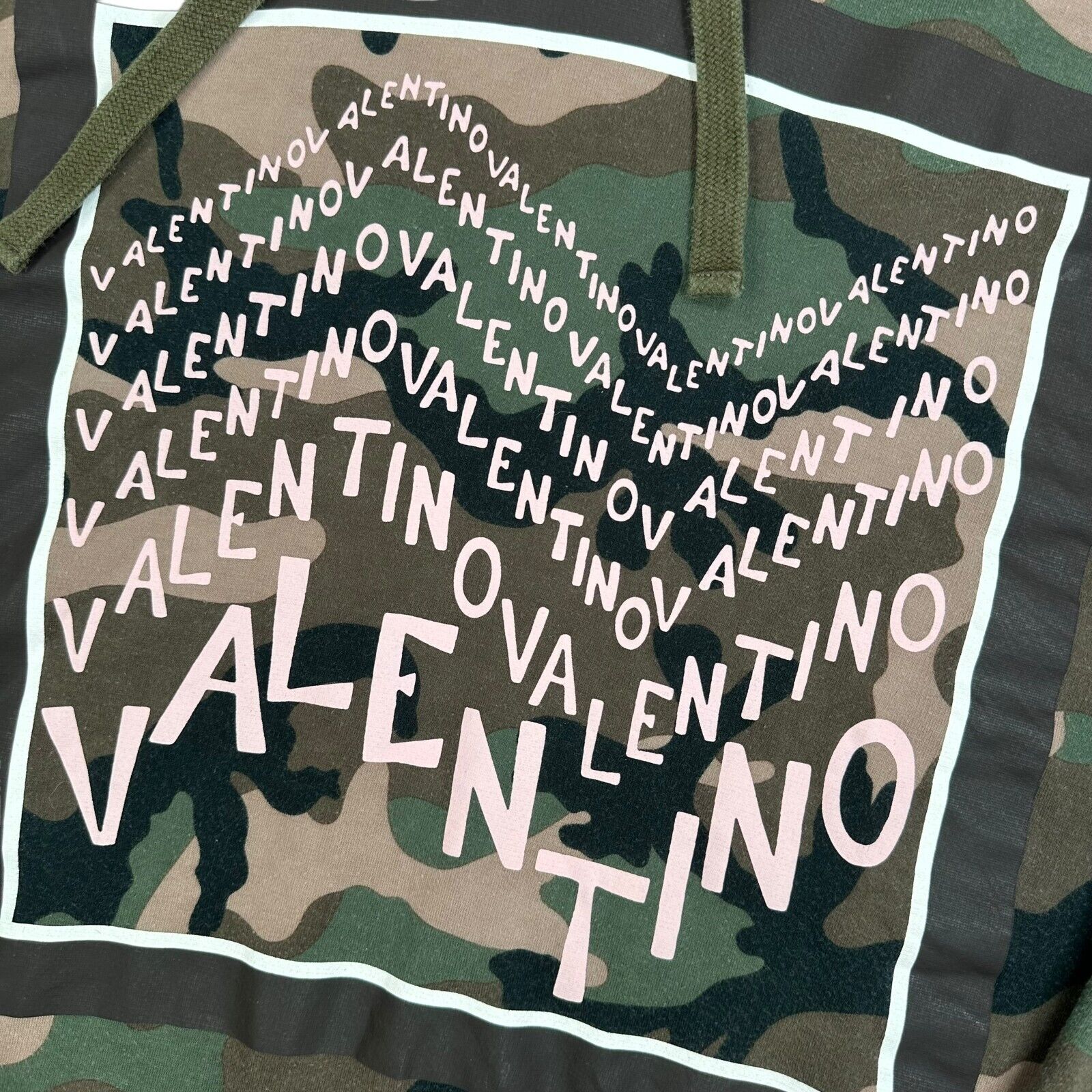 Valentino Size M Sweatshirt Camo Brown All Over Zigzag Chest Logo Hoodie