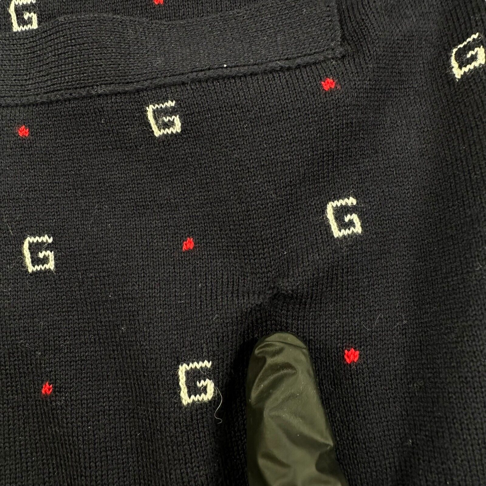 Gucci Size M Cardigan Navy Button Up Cashmere Wool GG Logo V-Neck Jumper