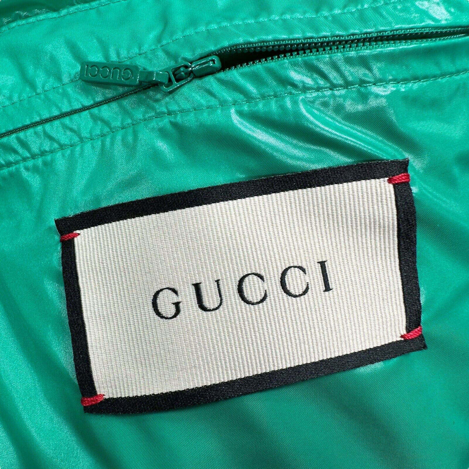 Gucci Size S Coat 2 In 1 Gilet Puffer Worldwide Logo Button Up Lined Jacket